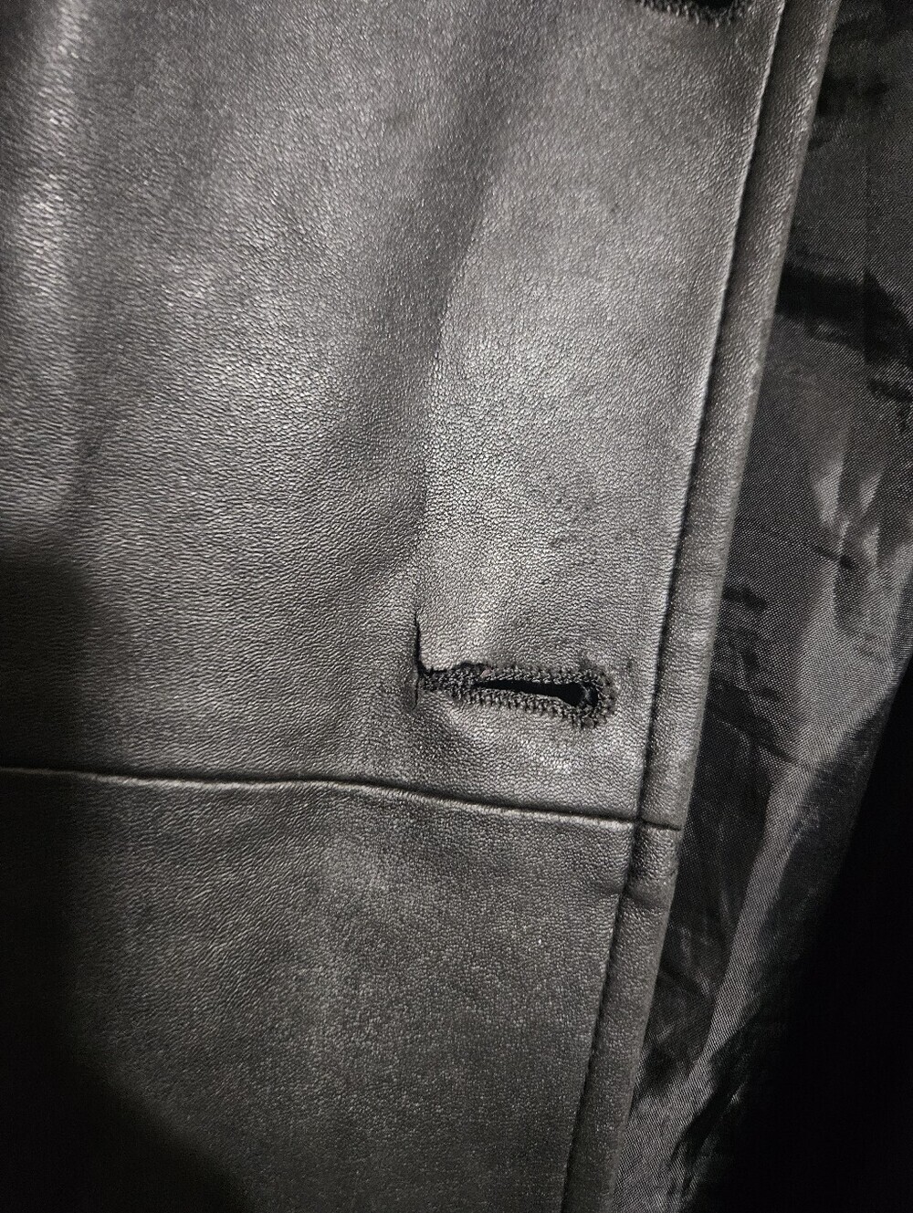 Mia-collection Paris Pvc Black Faux Leather Trenchcoat Size 44 (DAMAGE SHOWN) - Picture 4 of 6